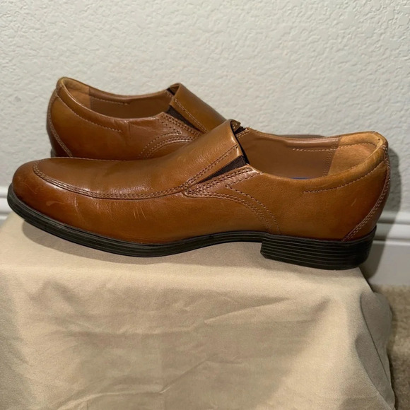 CLARKS Men’s Whiddon Step Dark Tan
Leather Slip-on Loafer 9.5M - Picture 5 of 13
